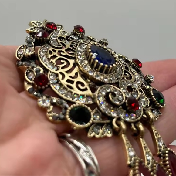 Vintage Baroque Queen Crystal Elegant Brooch - Picture 7 of 10